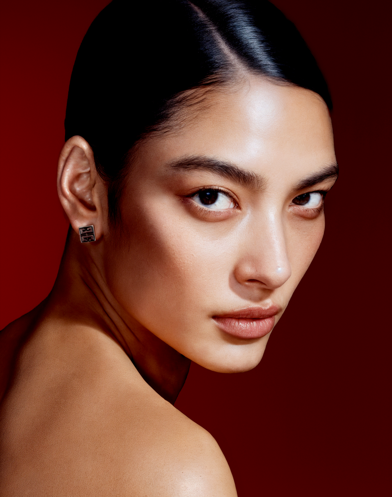 Givenchy Sculptural beauty